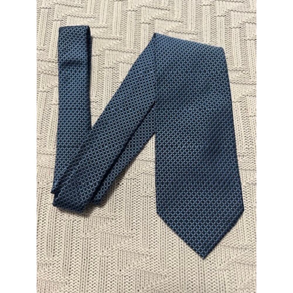 Brooks Brothers navy blue diamond geometric silk tie